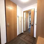Laerchenwald 1904 - Neu Renoviert, Neben Skigebiet * ロイカーバード