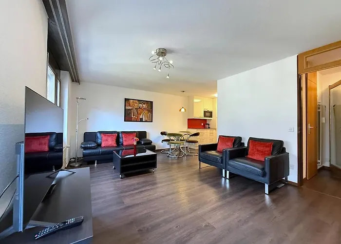 Laerchenwald 1904 - Neu Renoviert, Neben Skigebiet